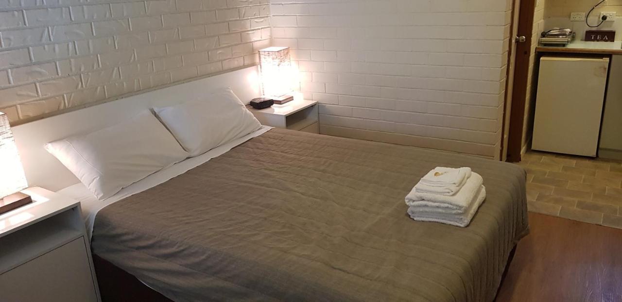 Bondi Motel Moree Esterno foto